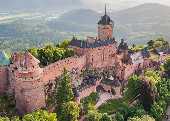 Apartment Les Reflets Du Chateau - Parking Gratuit - Cosy & Moderne - Route Des Vins *