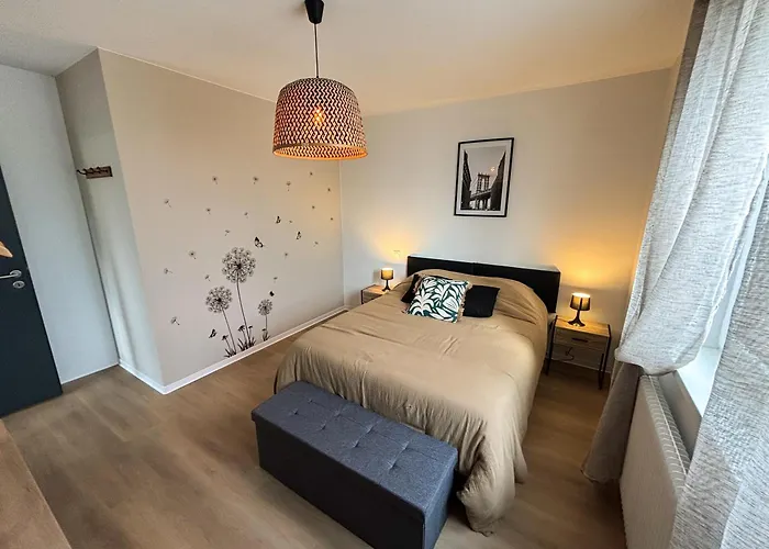 Les Reflets Du Chateau - Parking Gratuit - Cosy & Moderne - Route Des Vins * Thanville