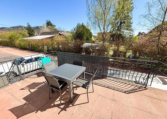 Les Reflets Du Chateau - Parking Gratuit - Cosy & Moderne - Route Des Vins Apartment Thanville